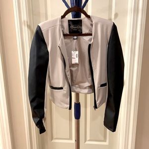 Bomber jacket with leather sleeves